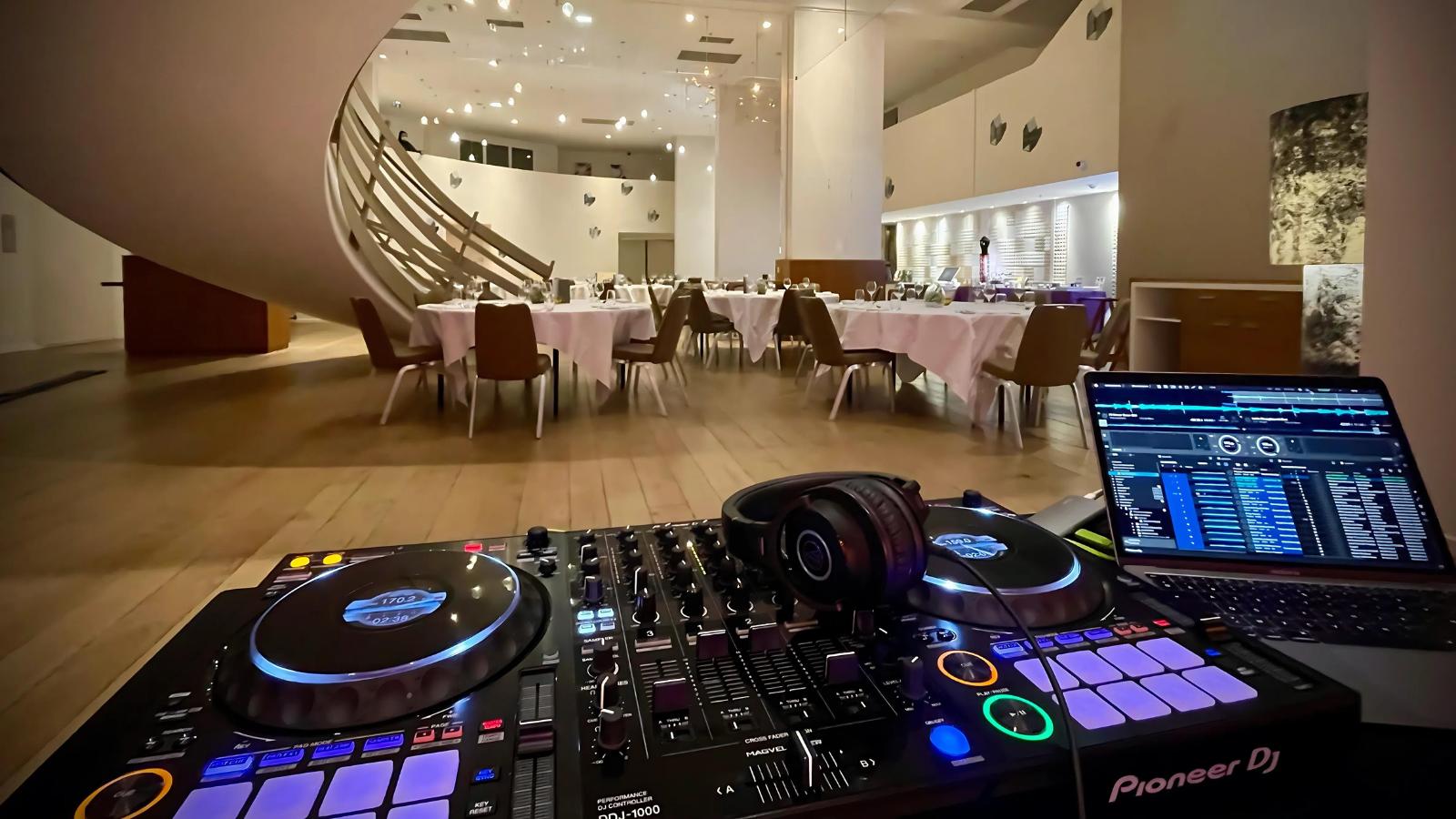 Hôtel Renaissance - prestation DJ